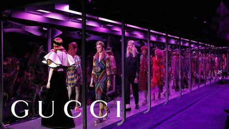 gucci advertisement 2017 schiphol|Gucci Fashion Show – Fall Winter 2017 .